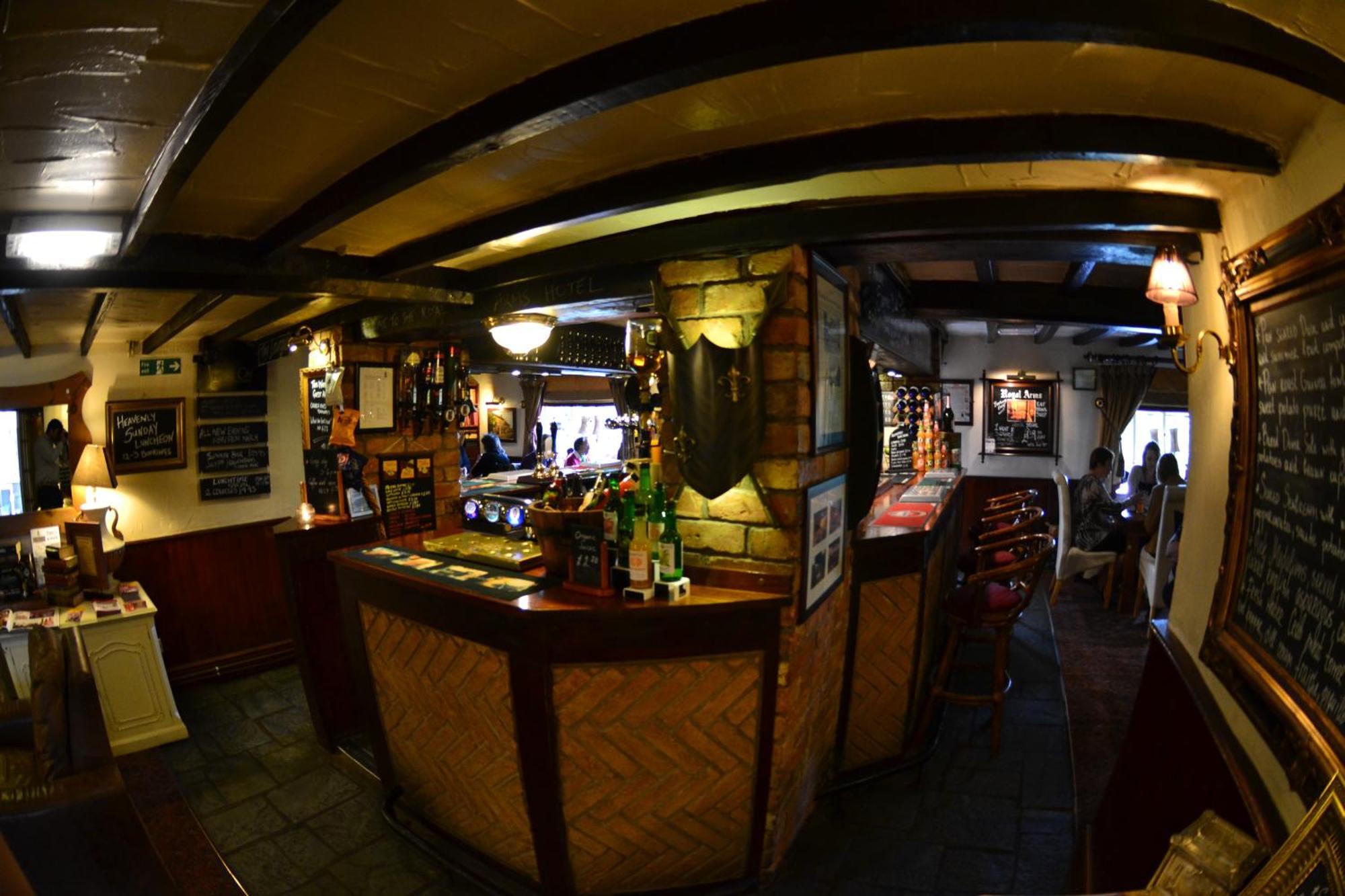The Royal Arms Hotel Sutton Cheney Luaran gambar