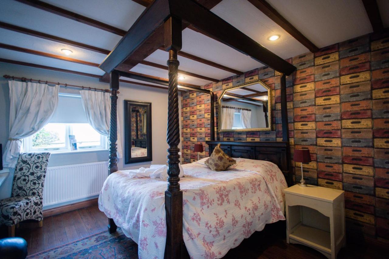 The Royal Arms Hotel Sutton Cheney Luaran gambar