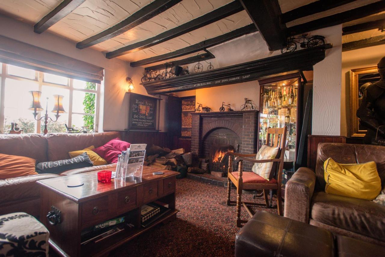 The Royal Arms Hotel Sutton Cheney Luaran gambar