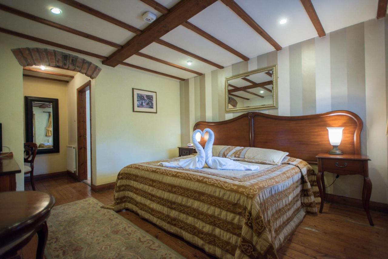 The Royal Arms Hotel Sutton Cheney Luaran gambar