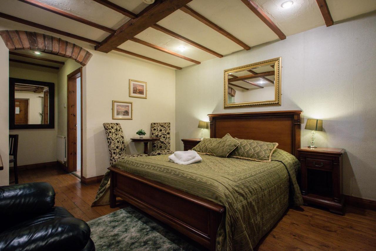 The Royal Arms Hotel Sutton Cheney Luaran gambar