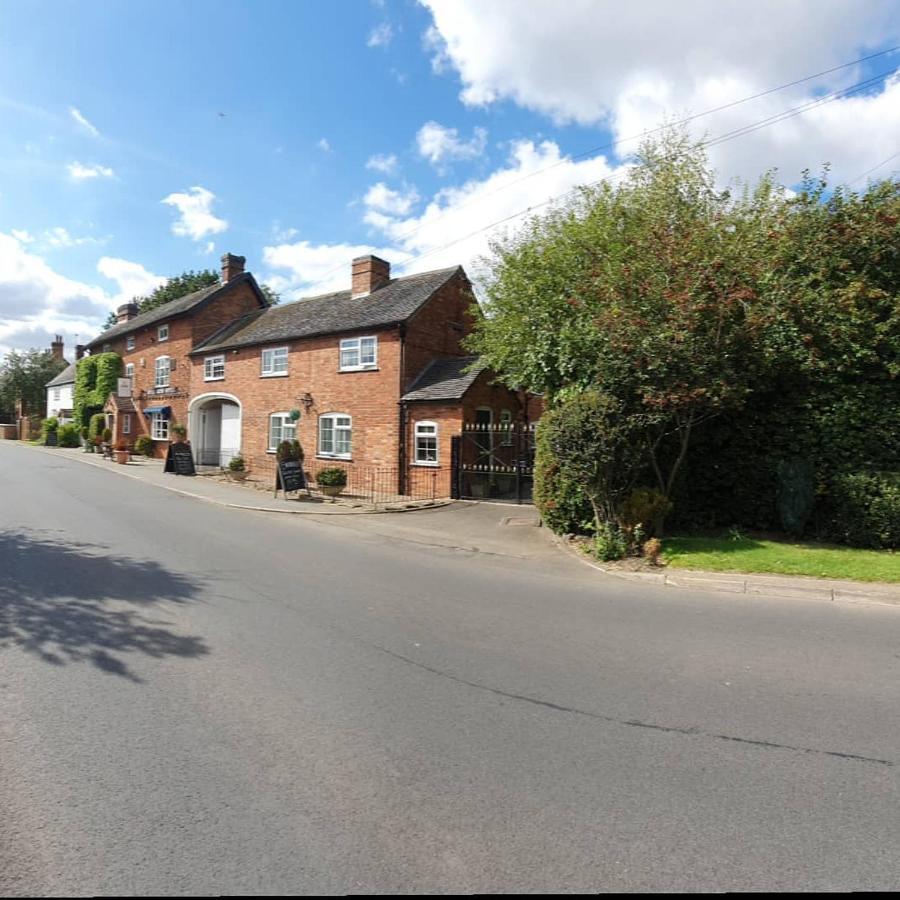 The Royal Arms Hotel Sutton Cheney Luaran gambar