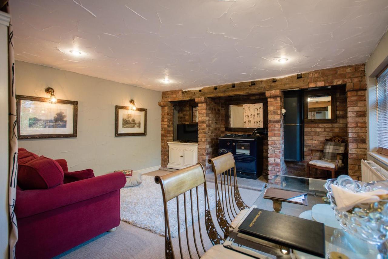The Royal Arms Hotel Sutton Cheney Luaran gambar